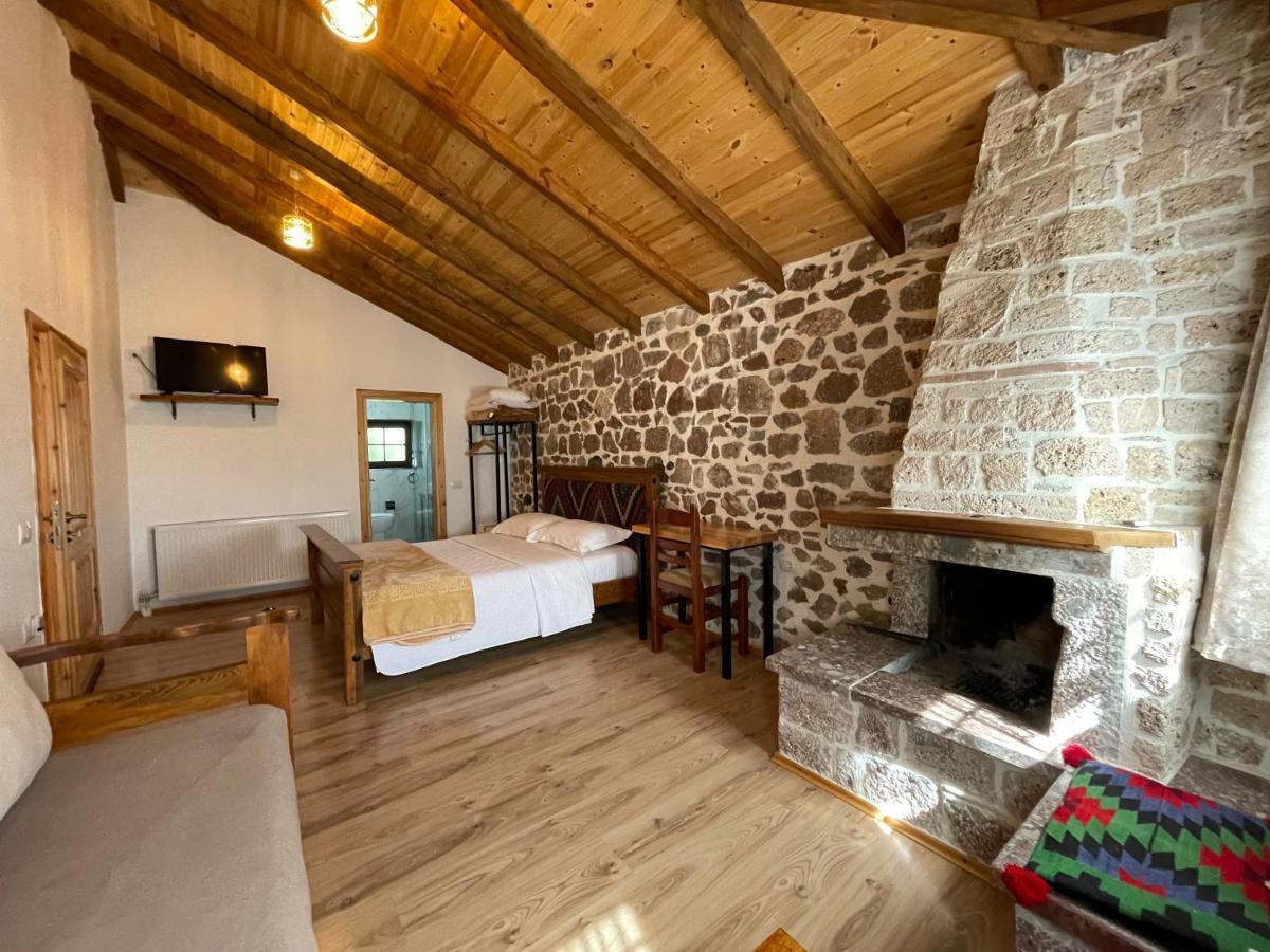 Bujtina Liana Voskopoje Otel Dış mekan fotoğraf