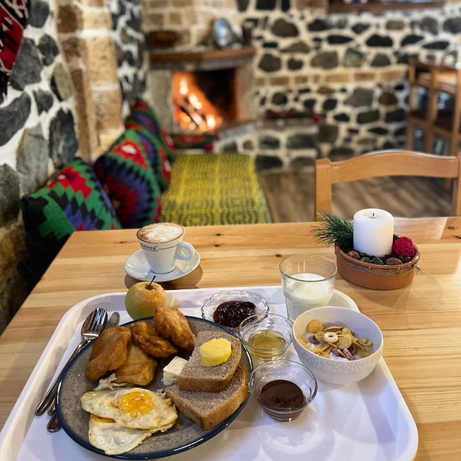 Bujtina Liana Voskopoje Otel Dış mekan fotoğraf