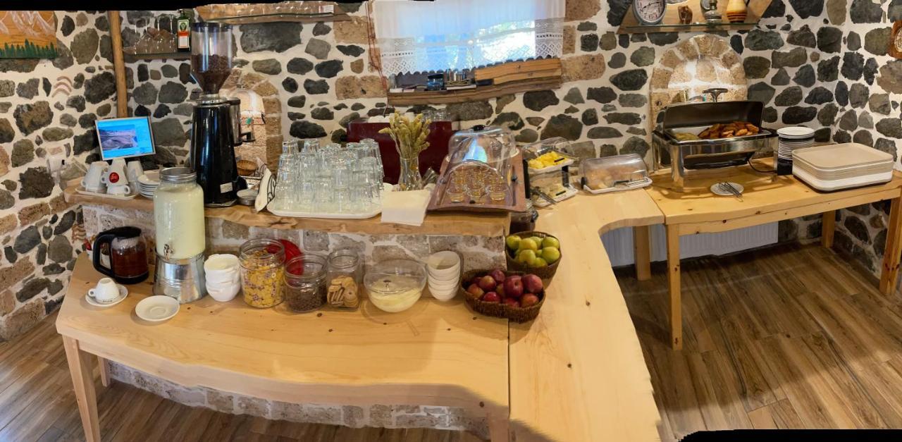 Bujtina Liana Voskopoje Otel Dış mekan fotoğraf