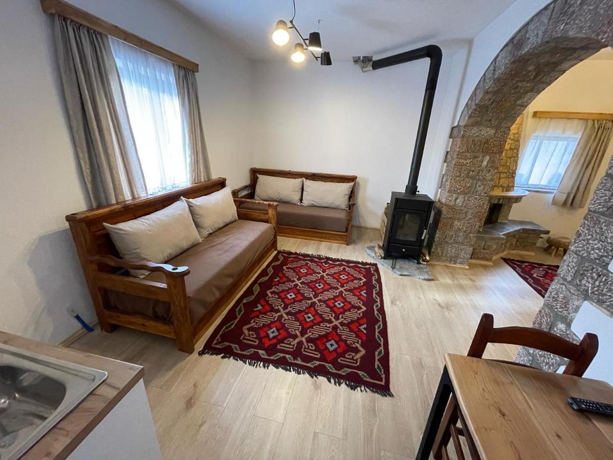 Bujtina Liana Voskopoje Otel Dış mekan fotoğraf