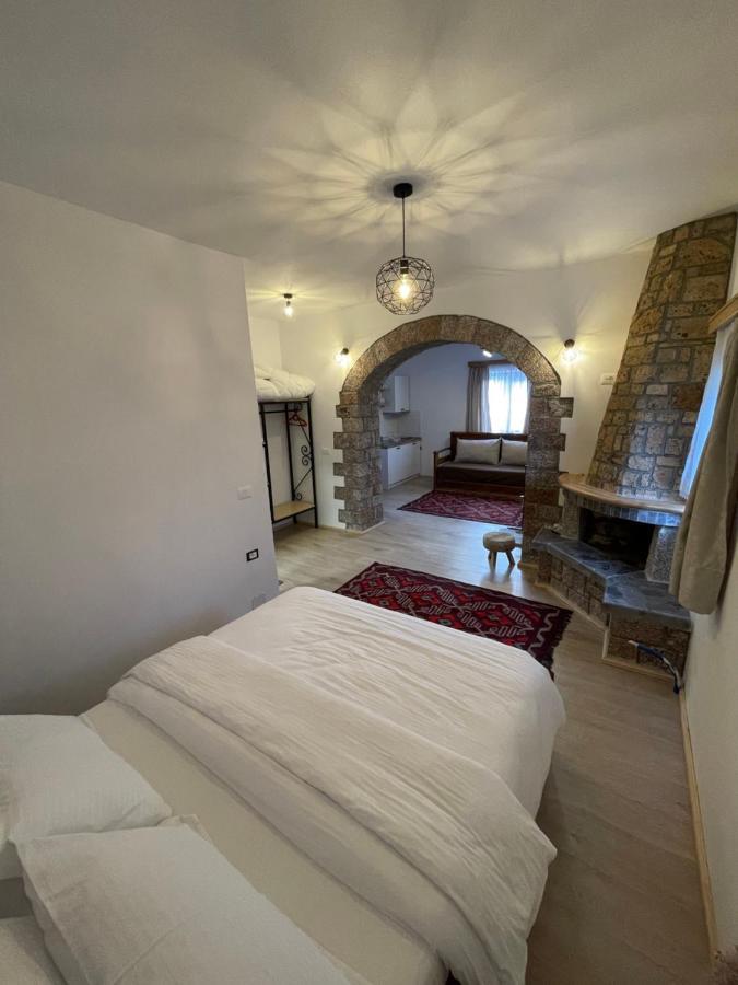 Bujtina Liana Voskopoje Otel Dış mekan fotoğraf