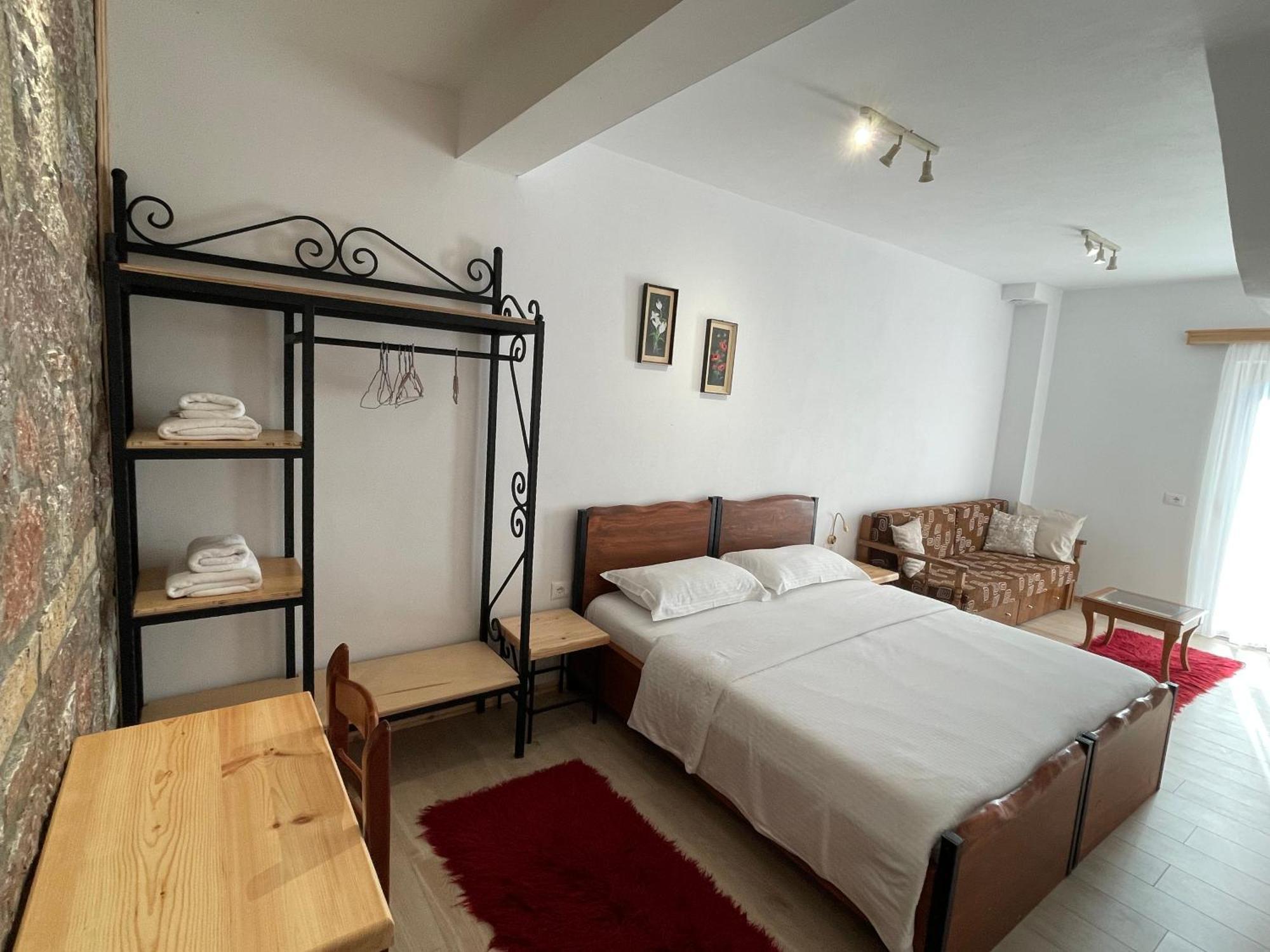 Bujtina Liana Voskopoje Otel Dış mekan fotoğraf