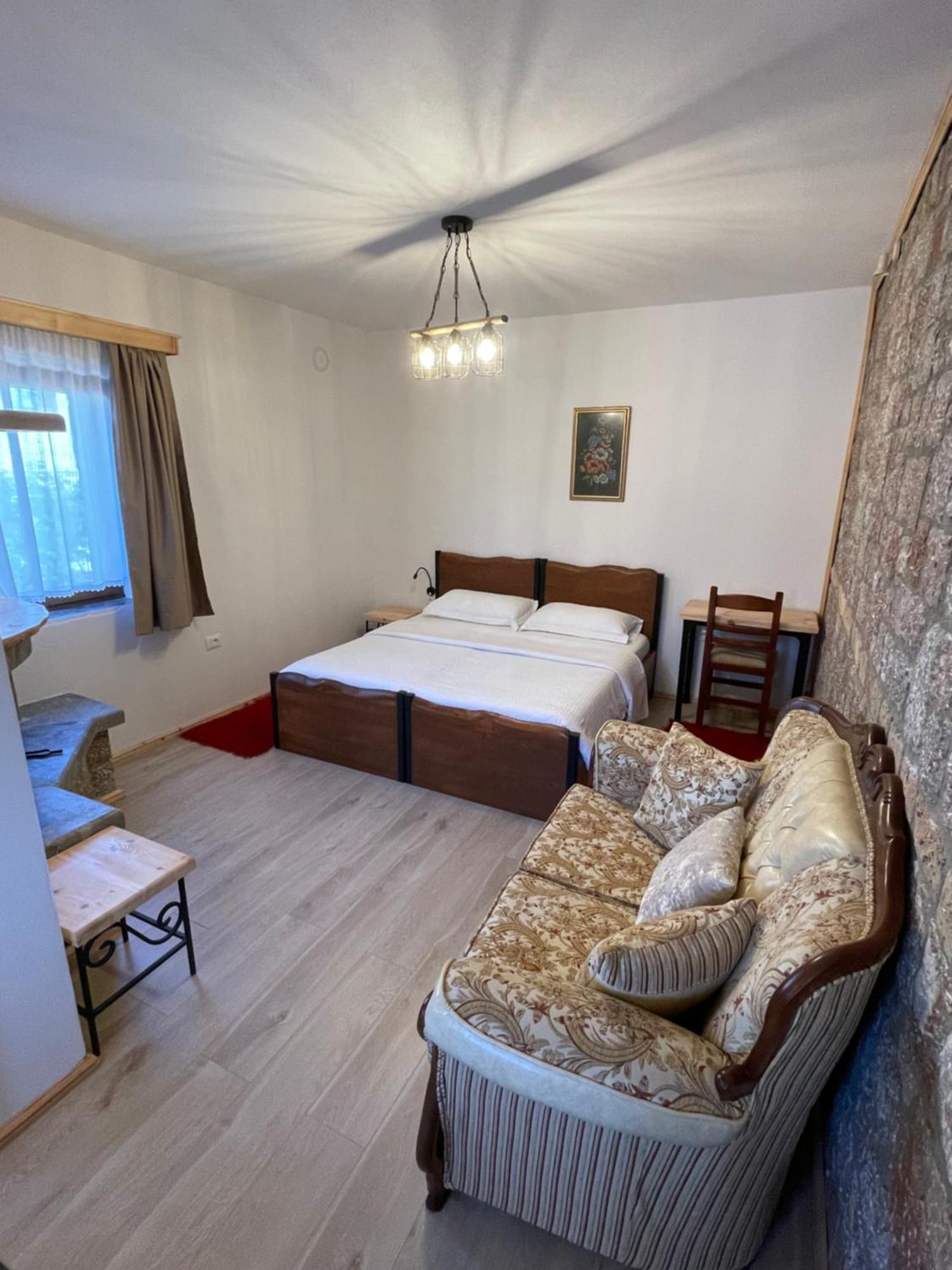 Bujtina Liana Voskopoje Otel Dış mekan fotoğraf