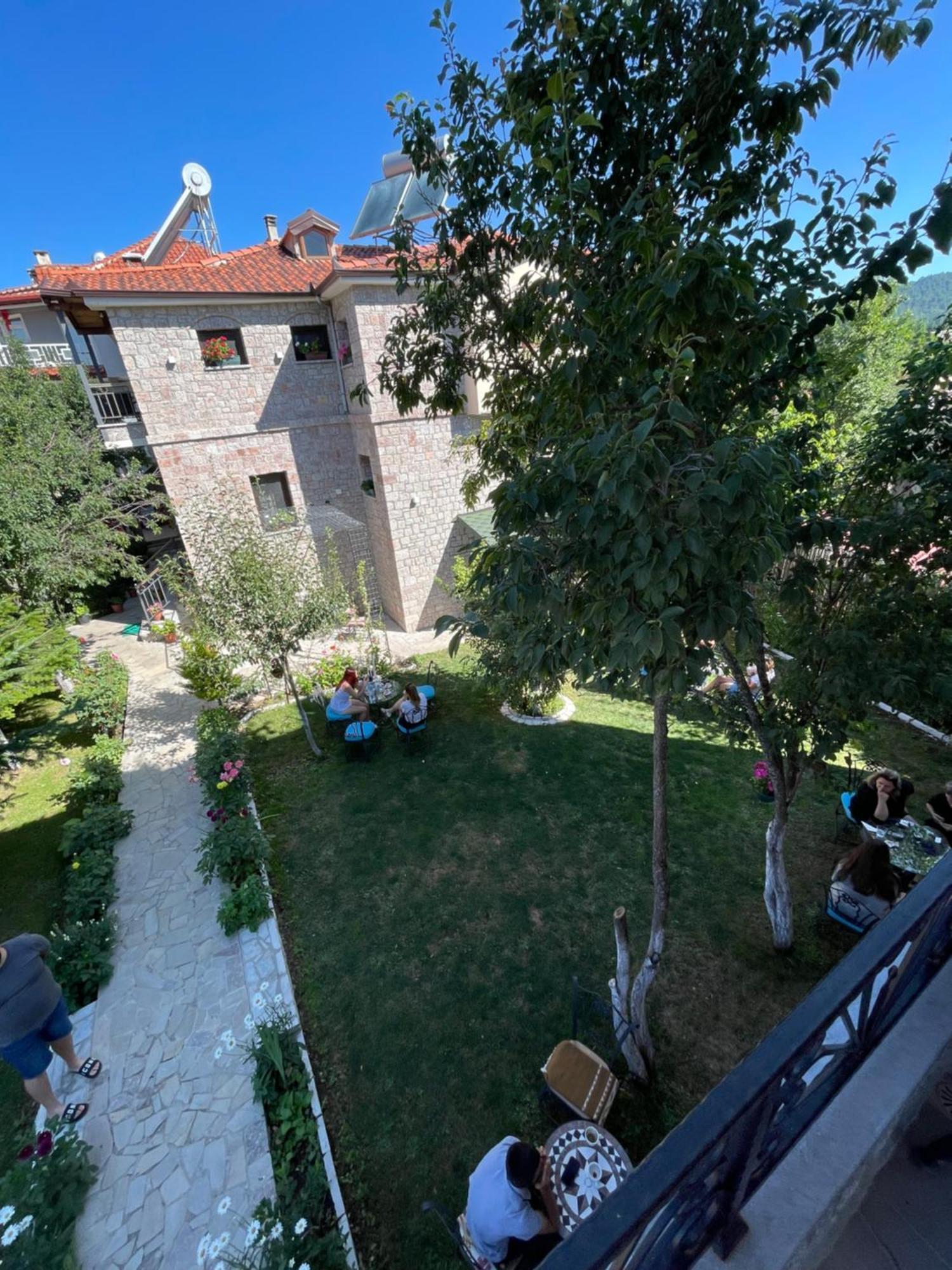 Bujtina Liana Voskopoje Otel Dış mekan fotoğraf